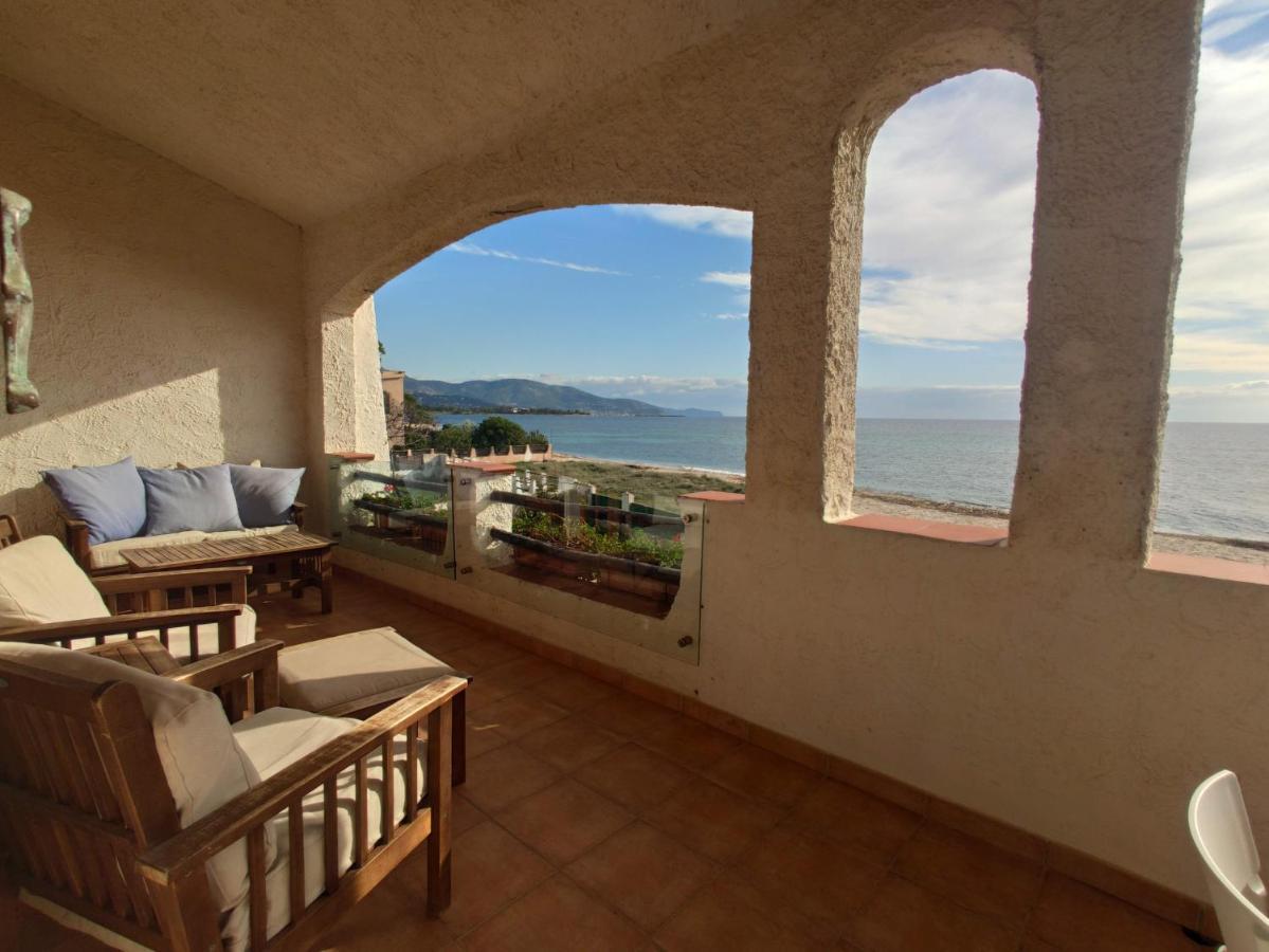 In Front Of The Beach - La Terrazza Sul Mare Flumini di Quartu Exterior foto